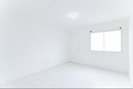 Sala de apartamento para alugar com 2 quartos, 47m² em Vila Alzira, Guarulhos