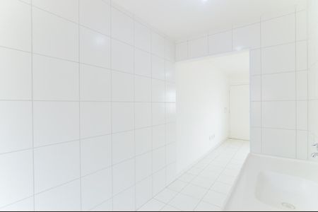 Cozinha e Área de Serviço de apartamento para alugar com 2 quartos, 47m² em Vila Alzira, Guarulhos