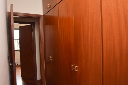 Closet de apartamento à venda com 4 quartos, 112m² em Parque Uniao, Jundiaí