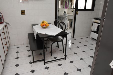 Cozinha de apartamento à venda com 4 quartos, 112m² em Parque Uniao, Jundiaí
