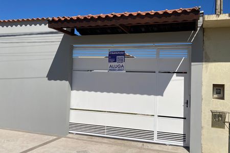 Casa para alugar com 60m², 2 quartos e 4 vagas