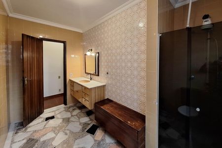 Casa para alugar com 319m², 3 quartos e sem vaga Casa para alugar com 319m², 3 quartos e sem vagaBanheiro Social