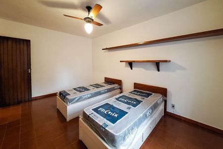 Casa para alugar com 319m², 3 quartos e sem vaga Casa para alugar com 319m², 3 quartos e sem vagaQuarto 1