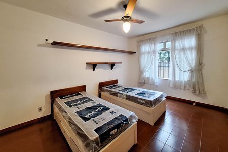 Casa para alugar com 319m², 3 quartos e sem vaga Casa para alugar com 319m², 3 quartos e sem vagaQuarto 1