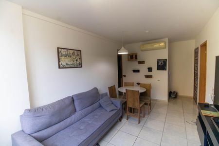Apartamento para alugar com 62m², 2 quartos e 1 vagaSala