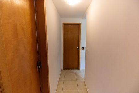 Apartamento para alugar com 62m², 2 quartos e 1 vagaCorredor 