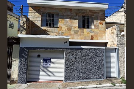 Casa à venda com 3 quartos, 131m² em Jardim Maristela, São Paulo