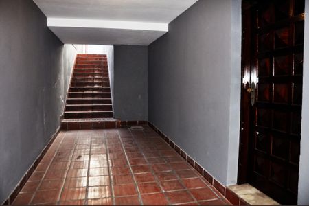 Garagem de casa à venda com 3 quartos, 131m² em Jardim Maristela, São Paulo