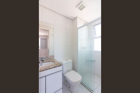 Apartamento à venda com 73m², 3 quartos e 2 vagas Apartamento à venda com 73m², 3 quartos e 2 vagasBanheiro da Suíte