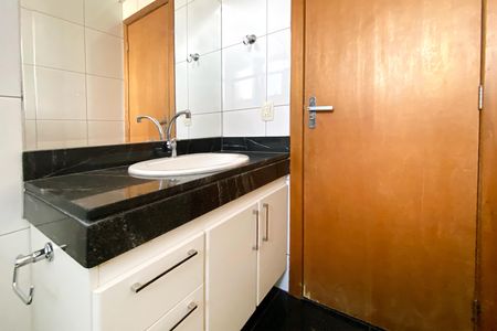 Apartamento à venda com 148m², 4 quartos e 4 vagasBanheiro