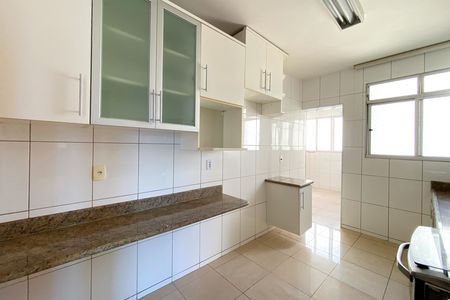 Apartamento à venda com 148m², 4 quartos e 4 vagasCozinha