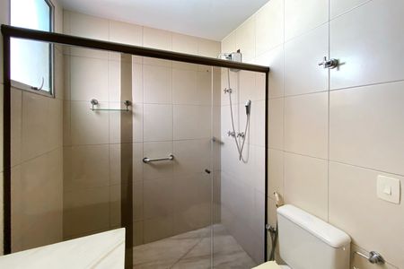 Apartamento à venda com 148m², 4 quartos e 4 vagasBanheiro da Suíte 1