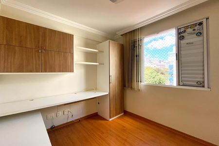 Apartamento à venda com 148m², 4 quartos e 4 vagasQuarto 3