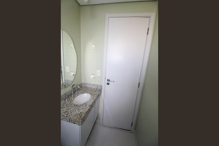 Banheiro de apartamento para alugar com 2 quartos, 63m² em Parque Residencial Aquarius, São José dos Campos
