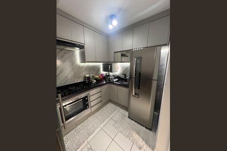 Apartamento à venda com 60m², 2 quartos e 1 vaga Apartamento à venda com 60m², 2 quartos e 1 vagaCozinha