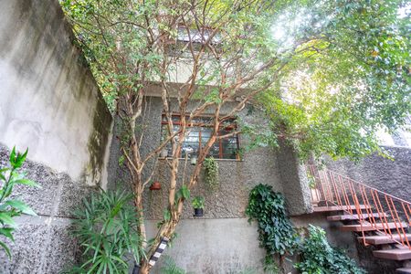 Fachada  de casa à venda com 2 quartos, 112m² em Centro, Diadema