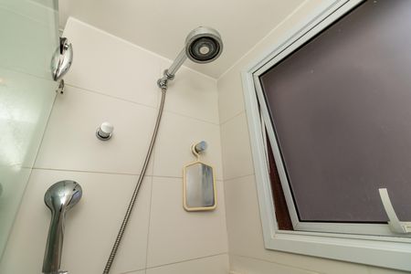 Apartamento à venda com 74m², 2 quartos e 2 vagas Apartamento à venda com 74m², 2 quartos e 2 vagasBanheiro da Suíte