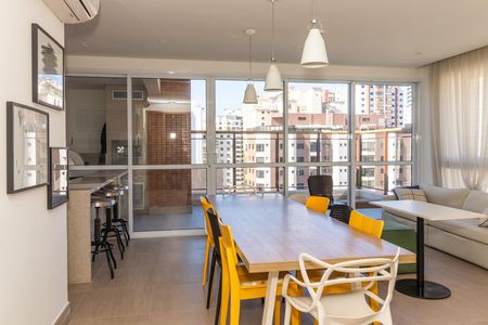 Apartamento à venda com 74m², 2 quartos e 2 vagas Apartamento à venda com 74m², 2 quartos e 2 vagasÁrea Comum - Salão Gourmet