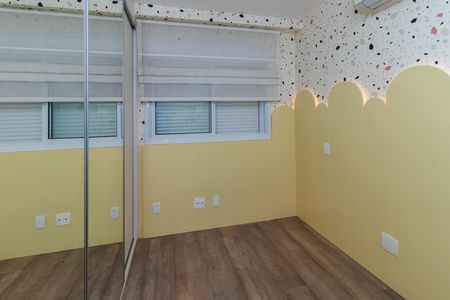 Apartamento à venda com 74m², 2 quartos e 2 vagas Apartamento à venda com 74m², 2 quartos e 2 vagasQuarto