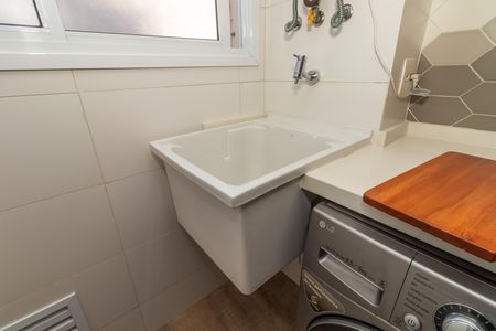 Apartamento à venda com 74m², 2 quartos e 2 vagas Apartamento à venda com 74m², 2 quartos e 2 vagasÁrea de Serviço