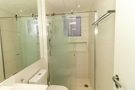 Apartamento à venda com 74m², 2 quartos e 2 vagas Apartamento à venda com 74m², 2 quartos e 2 vagasBanheiro da Suíte