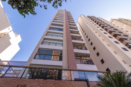 Apartamento à venda com 74m², 2 quartos e 2 vagas Apartamento à venda com 74m², 2 quartos e 2 vagasFachada