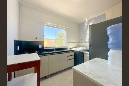 Apartamento para alugar com 64m², 2 quartos e 1 vagaCozinha