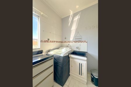 Apartamento para alugar com 64m², 2 quartos e 1 vagaCozinha