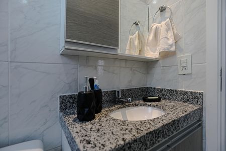 Banheiro - Quarto 1 - Suíte de apartamento para alugar com 3 quartos, 67m² em Centro, Mogi das Cruzes