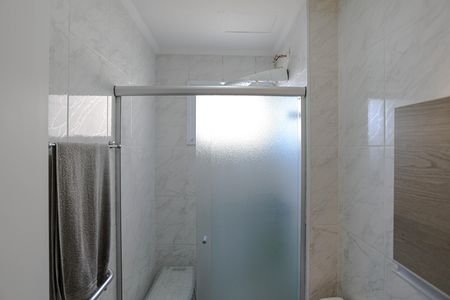 Apartamento para alugar com 67m², 3 quartos e 1 vagaBanheiro - Quarto 1 - Suíte