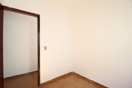 Casa para alugar com 150m², 2 quartos e 2 vagasQuarto 1