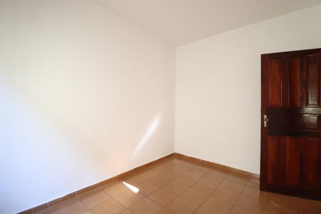 Casa para alugar com 150m², 2 quartos e 2 vagasQuarto 2