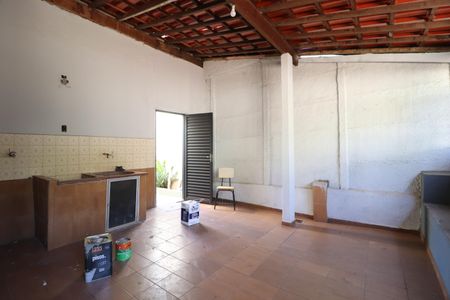 Casa para alugar com 150m², 2 quartos e 2 vagasÁrea de Serviço