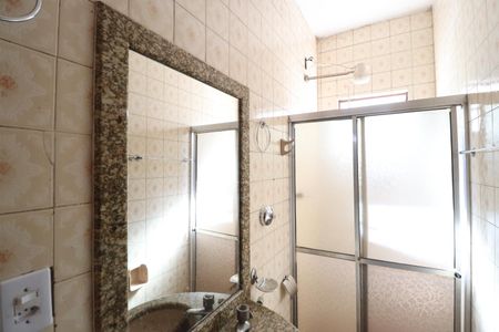 Casa para alugar com 150m², 2 quartos e 2 vagasBanheiro Social