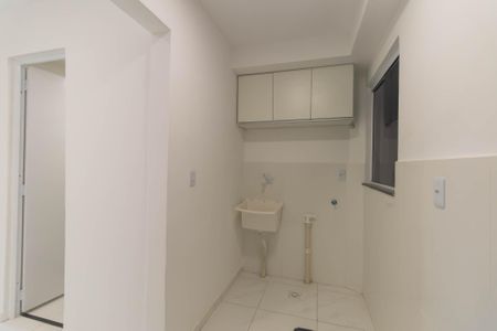 Studio para alugar com 28m², 1 quarto e sem vaga Studio para alugar com 28m², 1 quarto e sem vagaCozinha e Área de Serviço