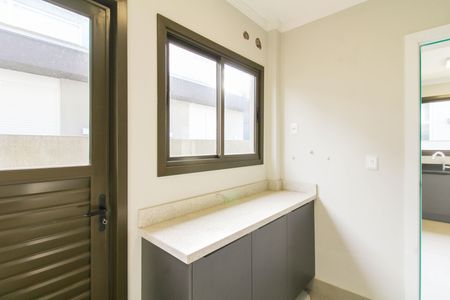 Casa de condomínio para alugar com 200m², 3 quartos e 2 vagas Casa de condomínio para alugar com 200m², 3 quartos e 2 vagasÁrea de Serviço