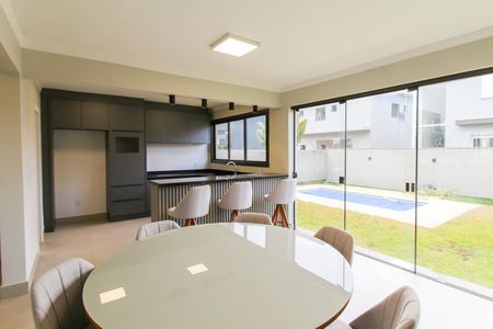 Casa de condomínio para alugar com 200m², 3 quartos e 2 vagas Casa de condomínio para alugar com 200m², 3 quartos e 2 vagasSala