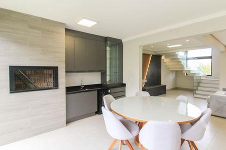 Sala de casa de condomínio para alugar com 3 quartos, 200m² em Neópolis, Gravataí