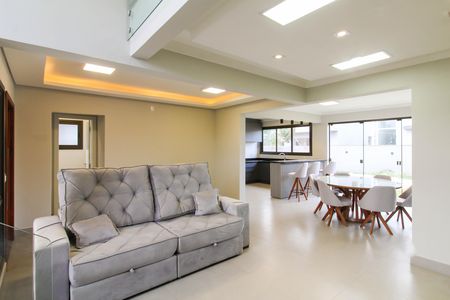 Casa de condomínio para alugar com 200m², 3 quartos e 2 vagas Casa de condomínio para alugar com 200m², 3 quartos e 2 vagasSala