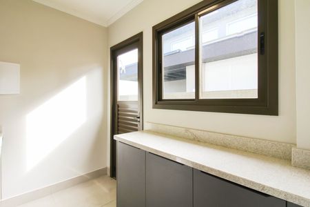 Casa de condomínio para alugar com 200m², 3 quartos e 2 vagas Casa de condomínio para alugar com 200m², 3 quartos e 2 vagasÁrea de Serviço