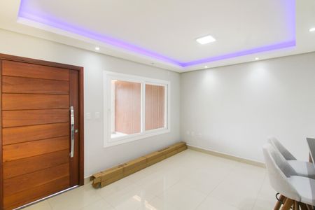 Casa para alugar com 150m², 3 quartos e 3 vagas Casa para alugar com 150m², 3 quartos e 3 vagasSala