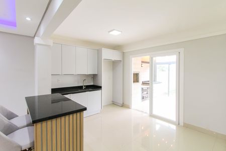 Casa para alugar com 150m², 3 quartos e 3 vagas Casa para alugar com 150m², 3 quartos e 3 vagasCozinha