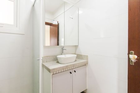 Casa para alugar com 150m², 3 quartos e 3 vagas Casa para alugar com 150m², 3 quartos e 3 vagasBanheiro da Suíte