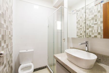 Casa para alugar com 150m², 3 quartos e 3 vagas Casa para alugar com 150m², 3 quartos e 3 vagasBanheiro