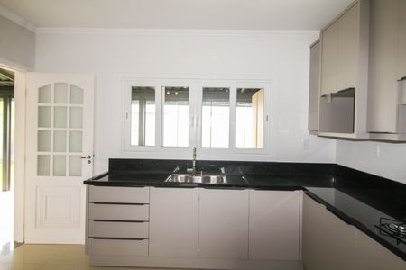 Casa para alugar com 130m², 2 quartos e 4 vagas Casa para alugar com 130m², 2 quartos e 4 vagasCozinha