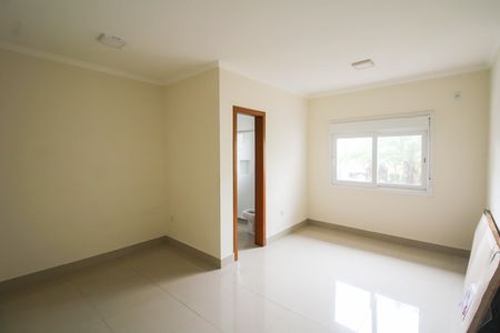 Casa para alugar com 130m², 2 quartos e 4 vagas Casa para alugar com 130m², 2 quartos e 4 vagasSuíte