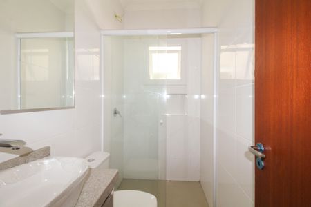 Casa para alugar com 130m², 2 quartos e 4 vagas Casa para alugar com 130m², 2 quartos e 4 vagasBanheiro