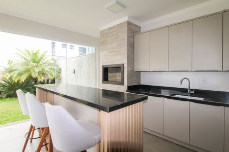 Cozinha e Área de Serviço de casa para alugar com 3 quartos, 120m² em Vale Ville, Gravataí