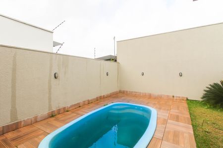 Área externa de casa para alugar com 3 quartos, 120m² em Vale Ville, Gravataí