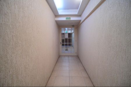 Entrada de apartamento à venda com 2 quartos, 80m² em Centro, São Leopoldo